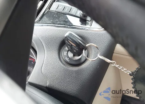 2011 Chrysler 200 Touring из США, поврежденный, VIN 1C3BC2EB6BN563845